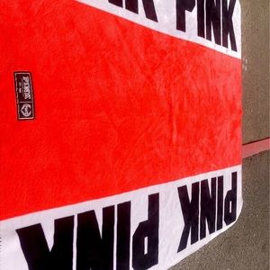 PINK victoria’s secret rare sherpa throw